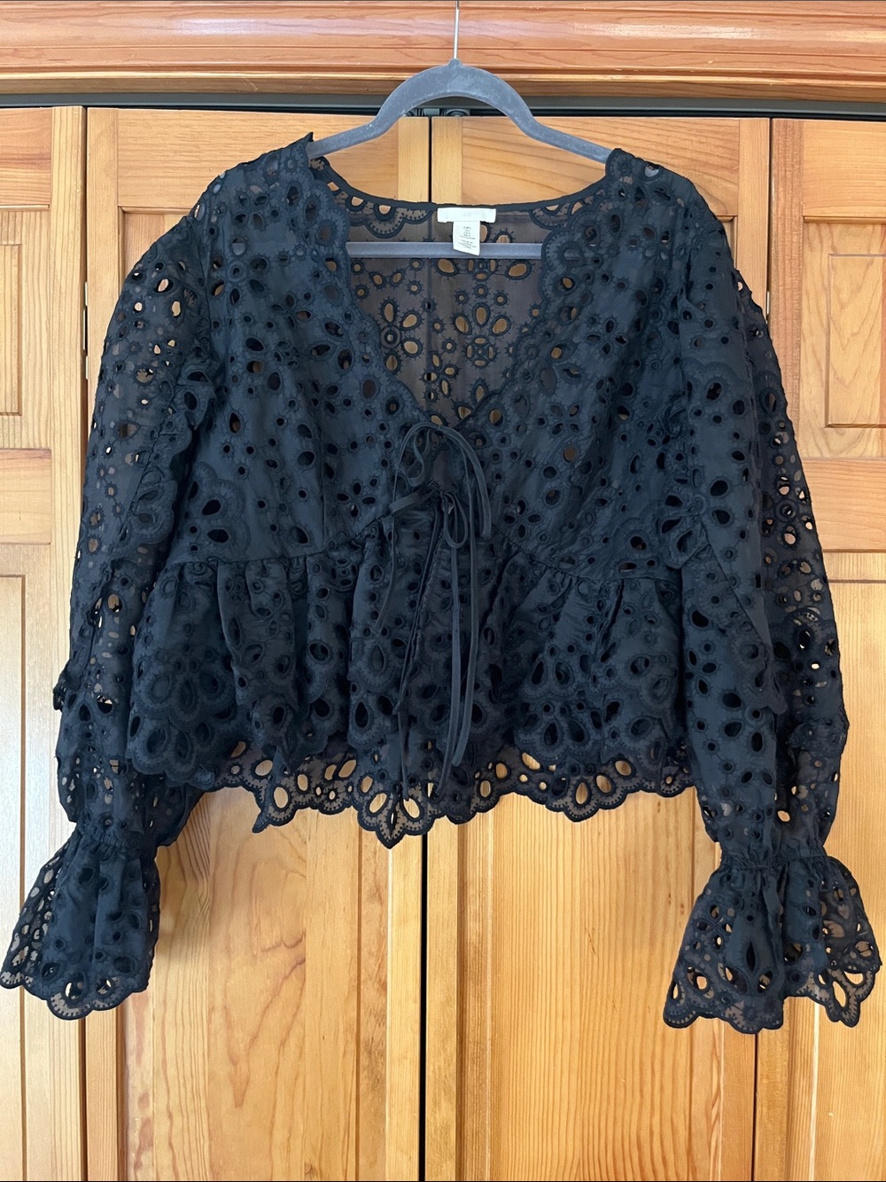 H&M Black Eyelet Peplum Tie-Front Blouse